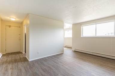 Kortright Apartments in Guelph, ON - Building Photo - Building Photo