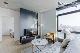 225 N Elizabeth St in Chicago, IL - Building Photo - Building Photo