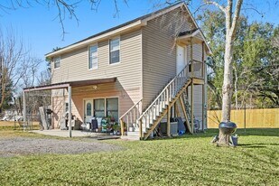 7357-7352 Brace St in Houston, TX - Building Photo