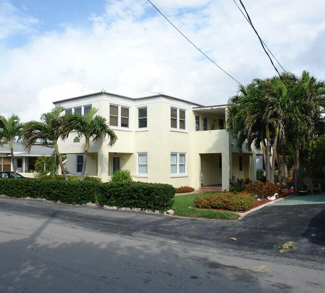 307-321 Palm St in Hollywood, FL - Building Photo - Building Photo