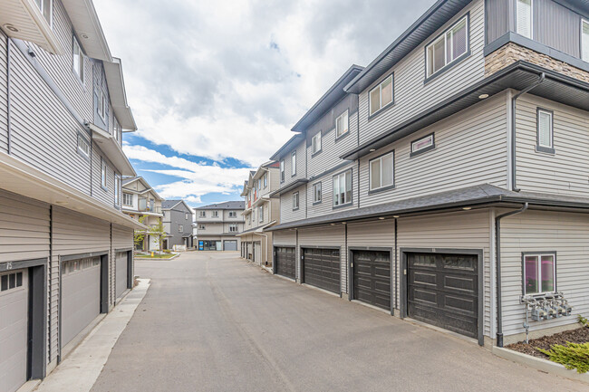 Altius Tamarack in Edmonton, AB - Building Photo - Building Photo