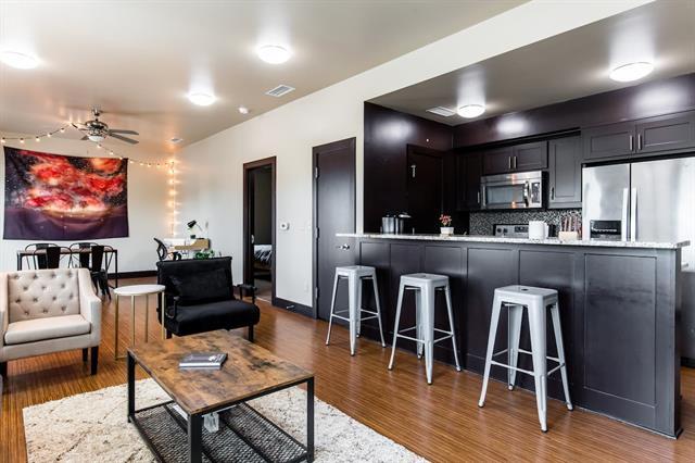 1125 S Jennings Ave in Fort Worth, TX - Building Photo - Building Photo