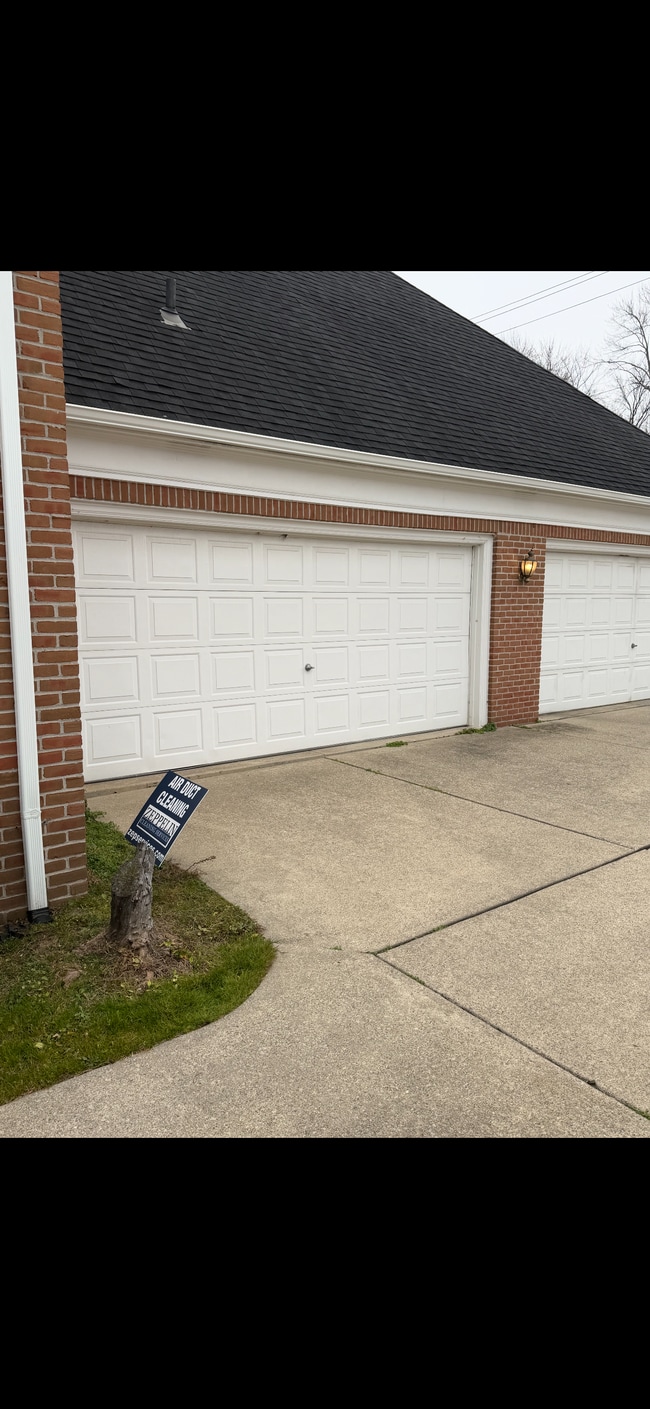 889 Neff Rd in Grosse Pointe, MI - Building Photo - Building Photo