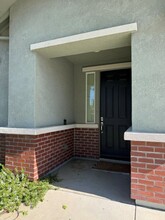 1547 Hutchison Valley Dr in Woodland, CA - Building Photo - Building Photo
