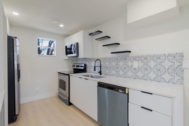 property at 1108 W 33rd St