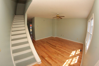 Humphrey Townhomes in New Haven, CT - Building Photo - Building Photo