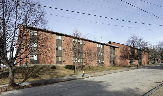 Marvin Gardens in Providence, RI - Foto de edificio - Building Photo