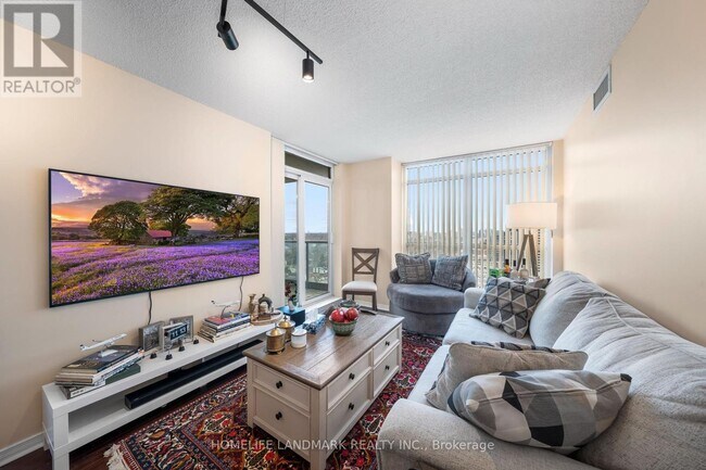 28-2128 Harrison Garden Blvd in Toronto, ON - Building Photo - Building Photo