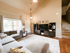2569 Hot Springs Ct in Colorado Springs, CO - Building Photo - Building Photo