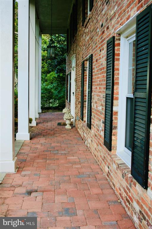 6623 Tunlaw Ct in Alexandria, VA - Building Photo - Building Photo