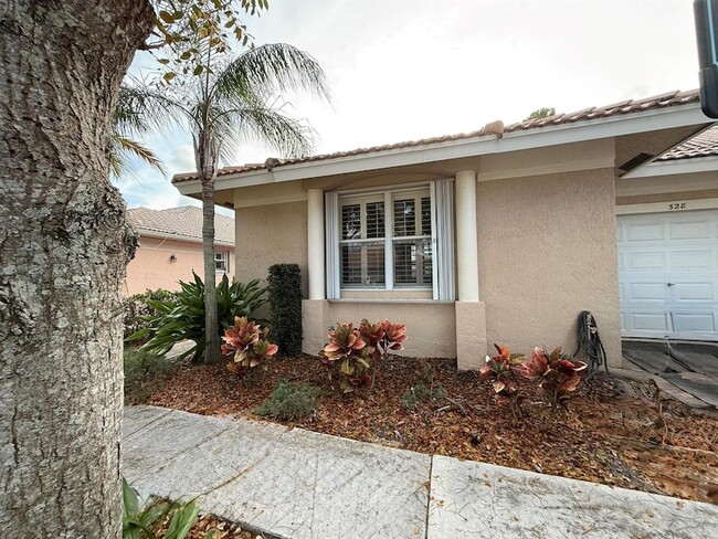 property at 328 W Coral Trace Cir