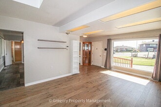 4418 Colby Ave in Everett, WA - Building Photo - Building Photo