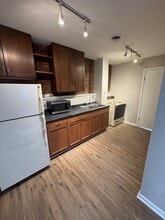 487 South Ave, Unit 0 in Rochester, NY - Foto de edificio - Building Photo