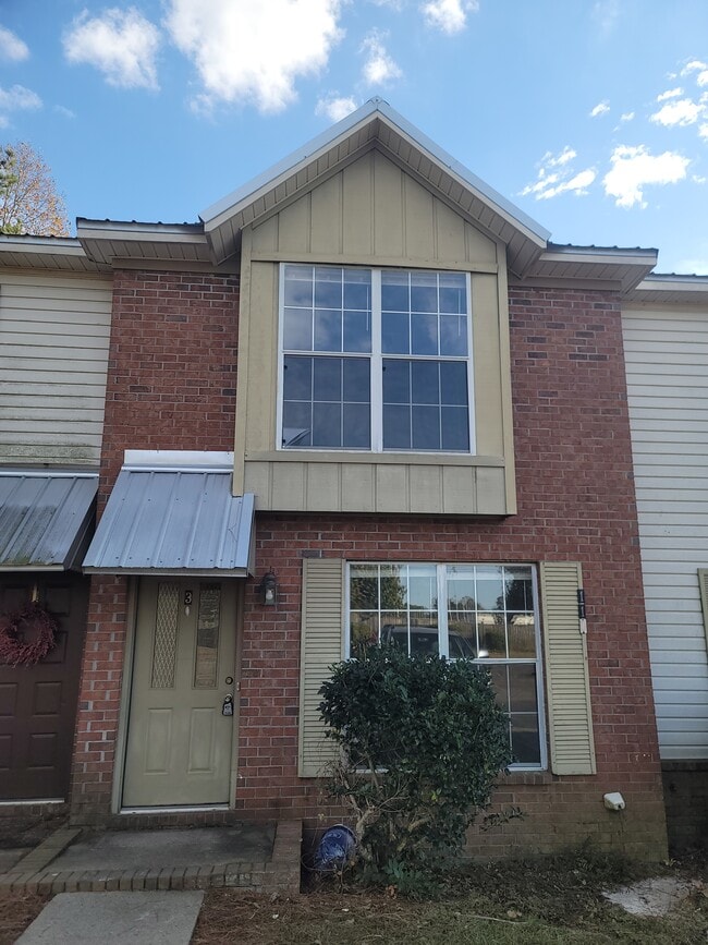 property at 110 Edgefield Rd