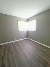 235 Eastland Dr in Lafayette, IN - Building Photo - Building Photo