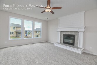 2677 W Dartmouth St in Olathe, KS - Building Photo - Building Photo