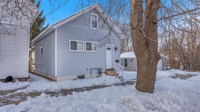 1118 S 13th St in Sheboygan, WI - Building Photo - Building Photo