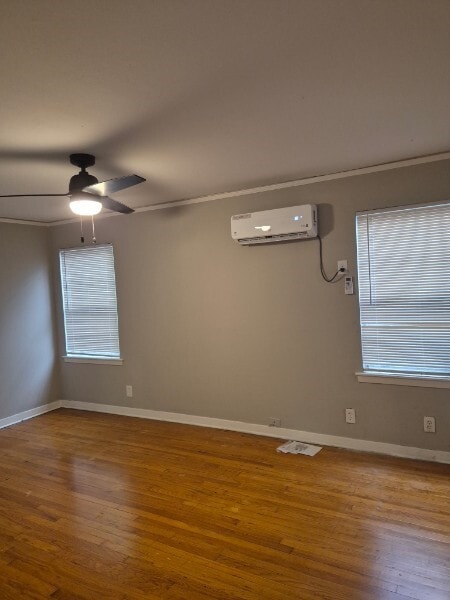 property at 4714 Oakshire Dr