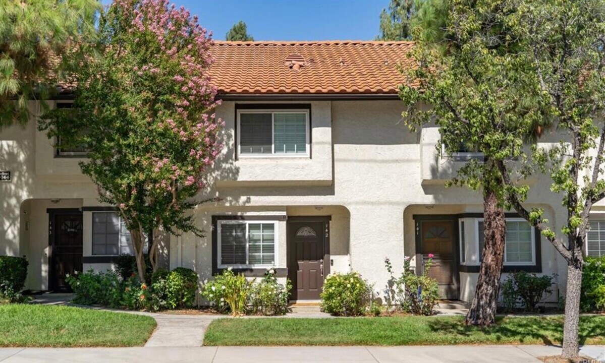 5538 Las Virgenes Rd, Unit 141 in Calabasas, CA - Building Photo
