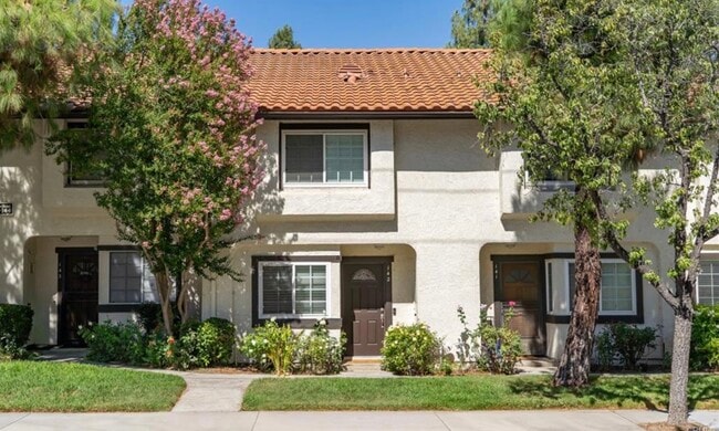 property at 5538 Las Virgenes Rd