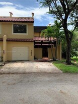 3441 Torremolinos Ave in Doral, FL - Building Photo