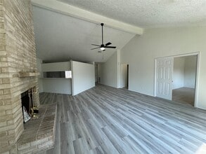 20030 Lions Gate Dr in Humble, TX - Building Photo - Building Photo