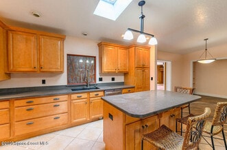 320 Pine Tree Dr in Indialantic, FL - Building Photo - Building Photo