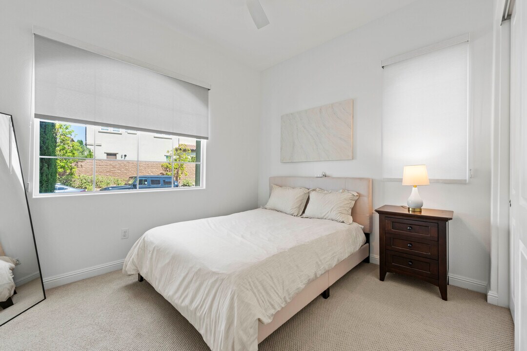 20847 Acorn Cir in Los Angeles, CA - Building Photo