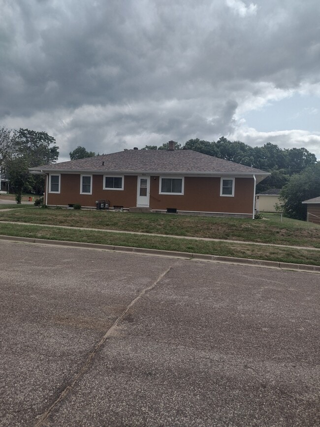 403 Grove St, Unit 403