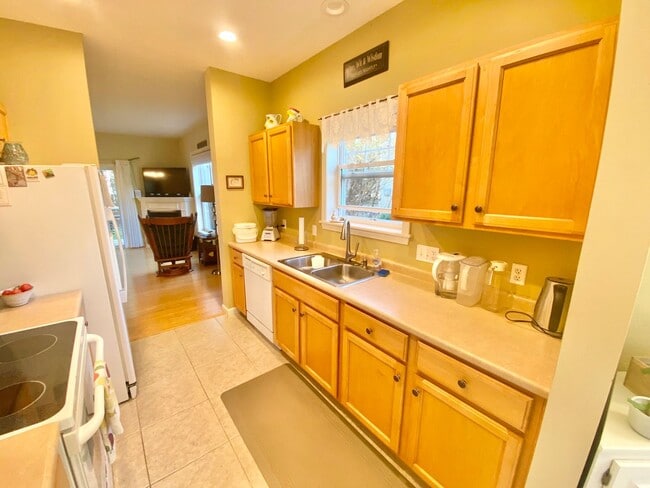 22 Irene Ave in Essex Junction, VT - Building Photo - Building Photo
