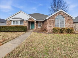 3204 Peach Blossom in Bentonville, AR - Building Photo