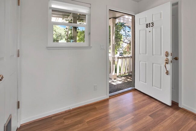 813 Isbel Ct in Santa Cruz, CA - Building Photo - Building Photo