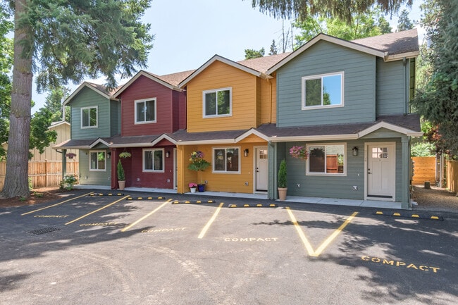 property at 2104 Westwood Ln