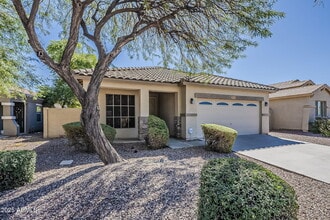 3877 S Coach House Dr in Gilbert, AZ - Building Photo - Building Photo