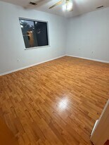 4706 Boice Dr in North Brunswick, NJ - Building Photo
