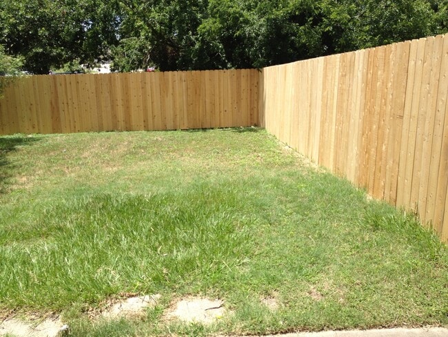 2434 Pecan Ridge Dr in Bryan, TX - Building Photo - Building Photo