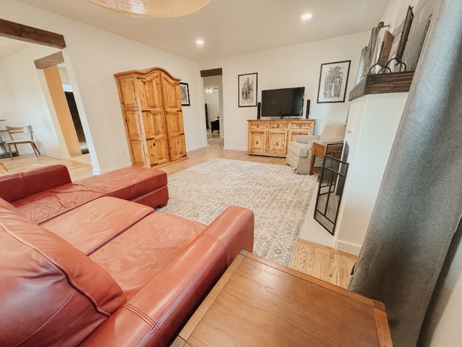 614 Lafayette Dr NE in Albuquerque, NM - Building Photo - Building Photo