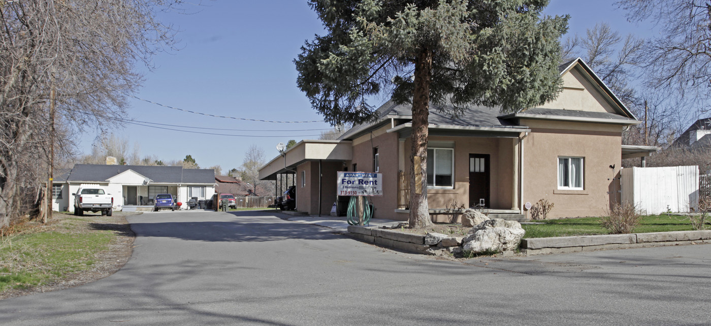 2557 E Valley View Ave in Salt Lake City, UT - Building Photo