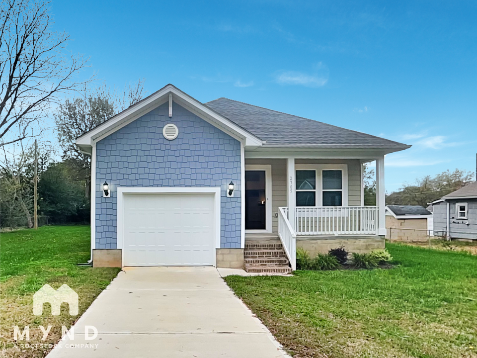 2705 Birchfield Ln in Gastonia, NC - Foto de edificio