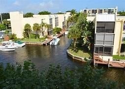 6 Royal Palm Way-Unit -106 in Boca Raton, FL - Building Photo