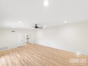 2552 Granada Cir in Spring Valley, CA - Building Photo - Building Photo