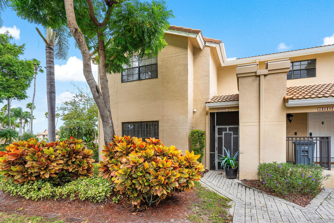 6690 Montego Bay Blvd-Unit -A in Boca Raton, FL - Building Photo