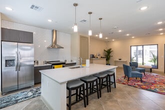 The Madeleine in Cypress, TX - Foto de edificio - Building Photo