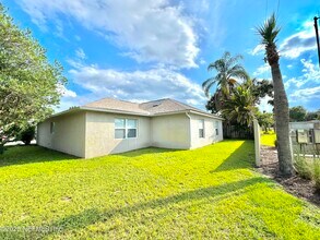 744 Palm Hammock Cir in St. Augustine, FL - Building Photo - Building Photo