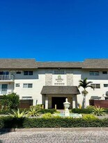 8475 SW 94th St, Unit 212E in Miami, FL - Building Photo