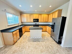 2007 Walsbrook in San Antonio, TX - Building Photo - Building Photo