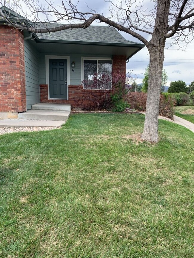 850 S Overland Trail in Fort Collins, CO - Building Photo - Building Photo