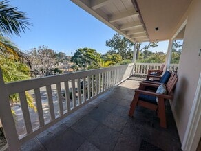 4245 Del Monte Ave, Unit MainFront in San Diego, CA - Building Photo - Building Photo