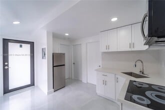 1847 NW 18th Ave in Miami, FL - Building Photo - Building Photo