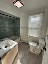 29 Brayton St in West Warwick, RI - Building Photo - Building Photo